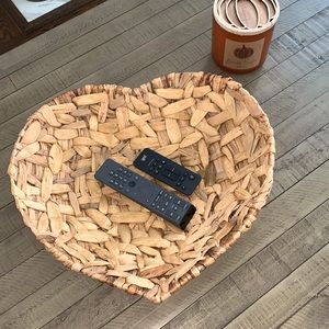 Coffee table tray